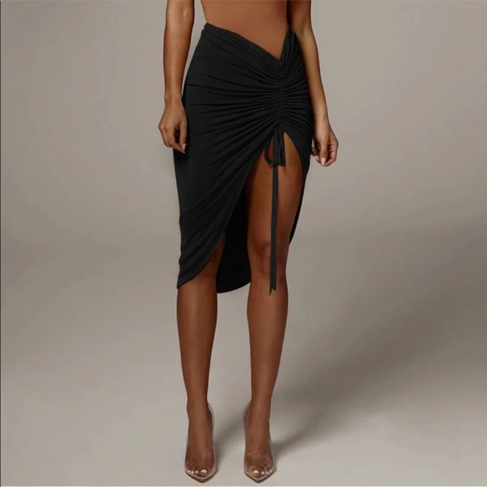 Asymmetrical Cinch Skirt - Picture 2 of 6